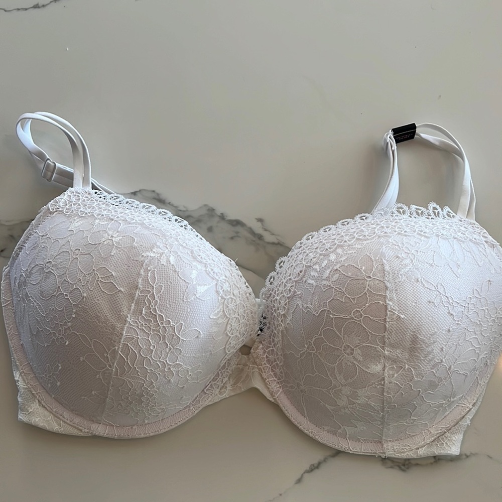 Victorias Secret Very Sexy push-up bra